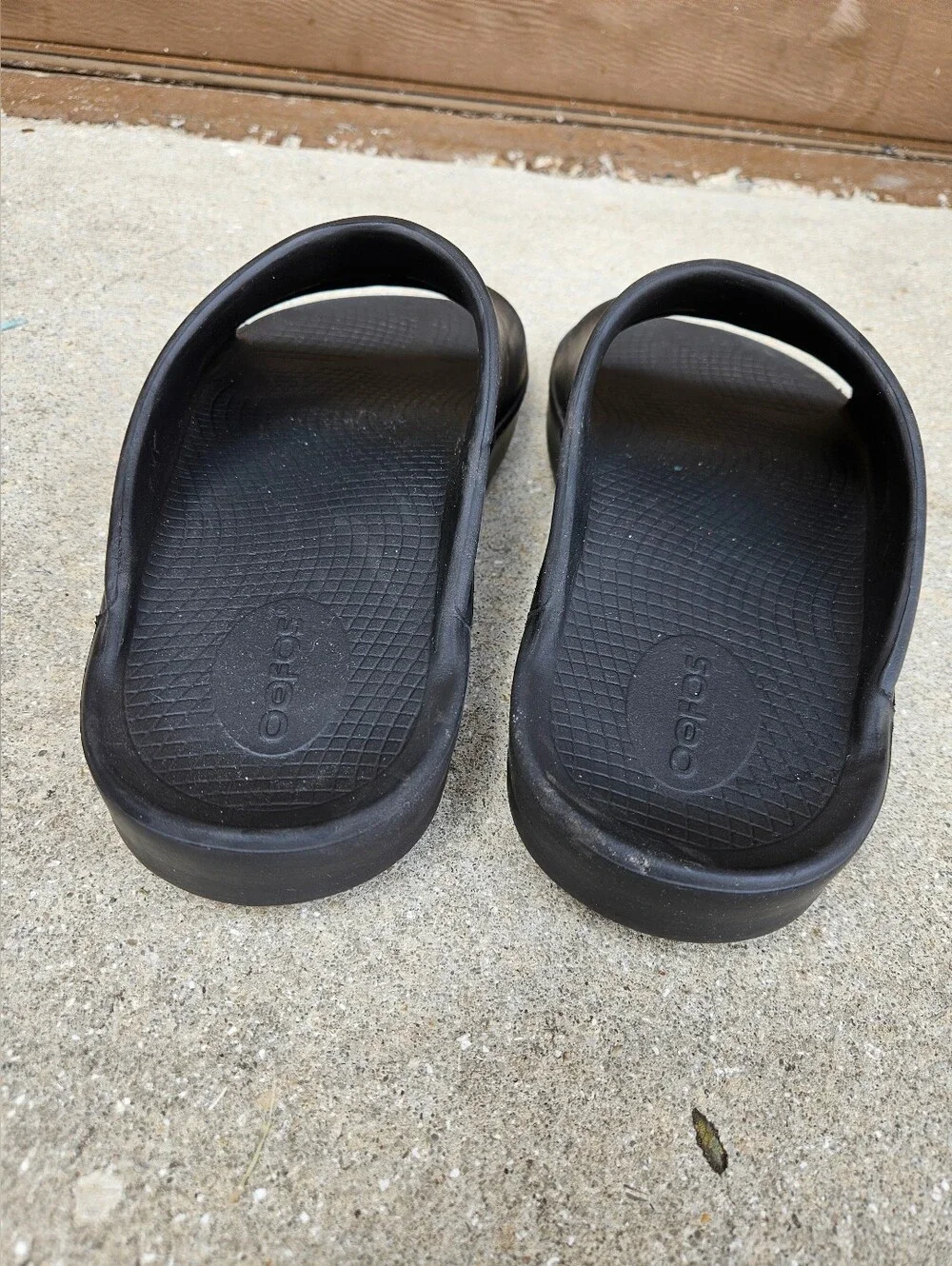 OOFOS OOAHH Sandal Recovery Slide Footware Unisex Black Men’s Size 7 Women’s 9